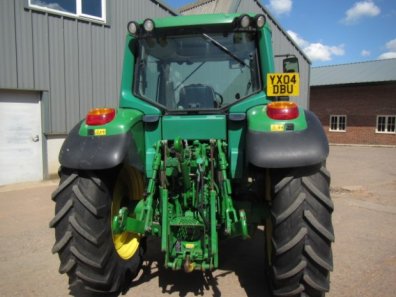 John Deere 6320