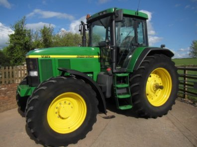 John Deere 7810