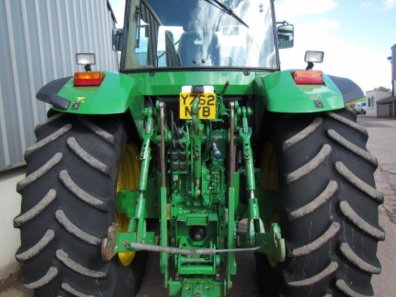 John Deere 7810