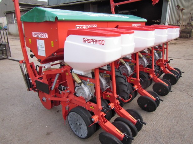 Gaspardo 6 row maize drill