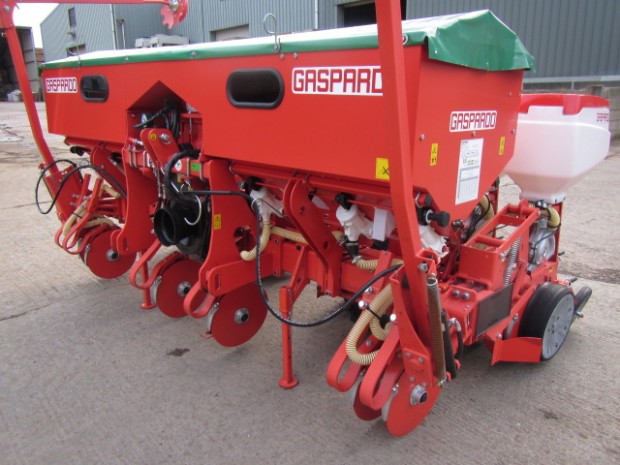 Gaspardo 6 row maize drill