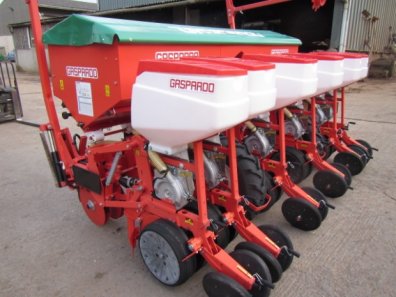 Gaspardo 6 row maize drill