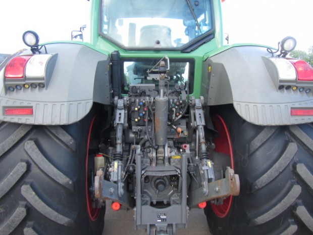 Fendt 828 Profi-Plus