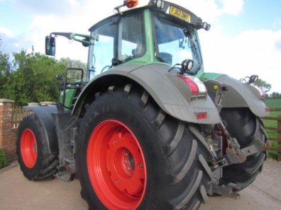Fendt 828 Profi-Plus