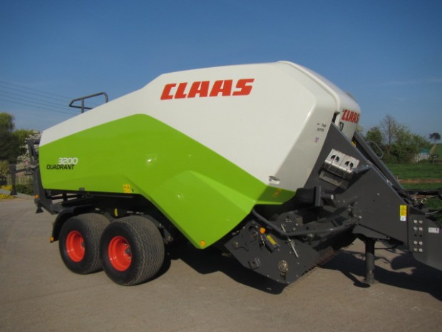 Claas Quadrant 3200 baler