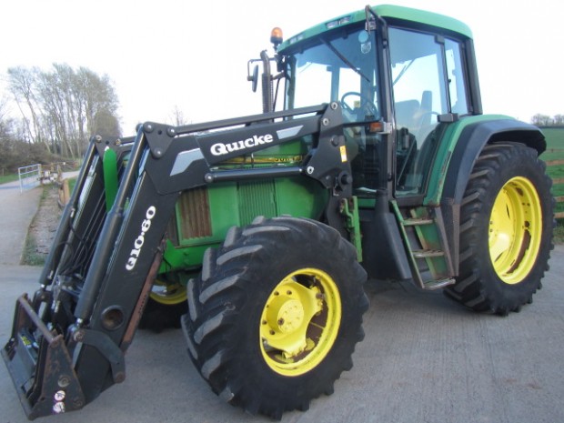 John Deere 6600