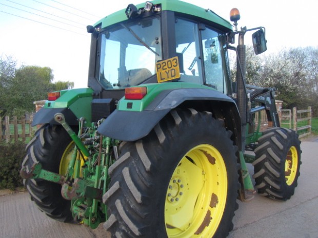 John Deere 6600