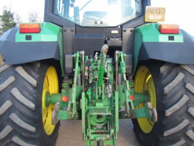 John Deere 6600