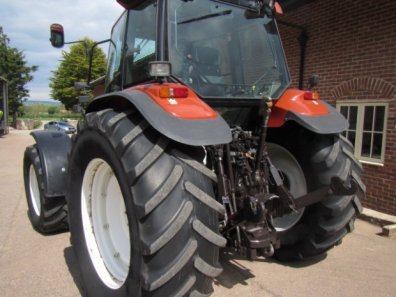New Holland M160