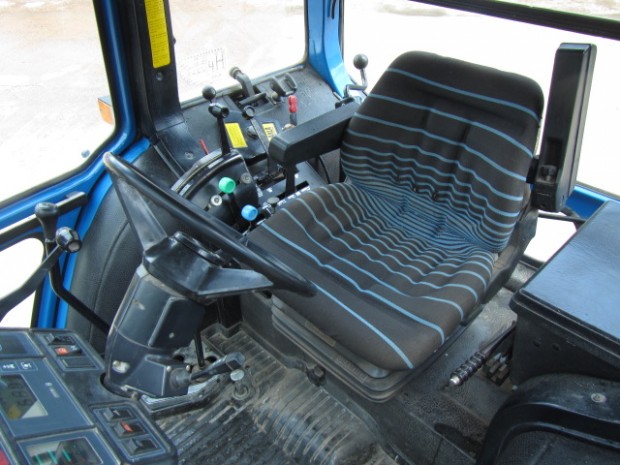 Ford 7810