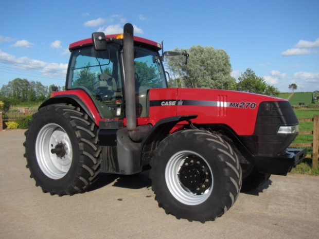 Case Magnum 270