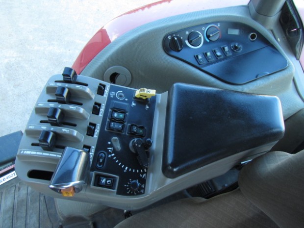 Case Magnum 270