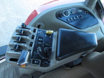 Case Magnum 270