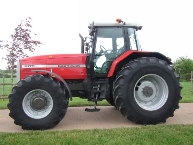 Massey Ferguson 8170