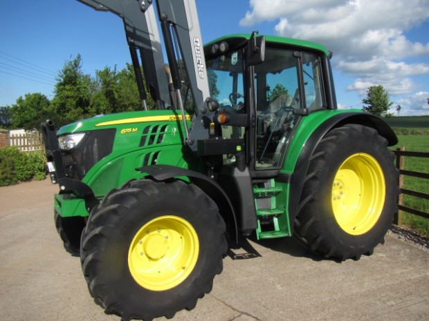 John Deere 6115M