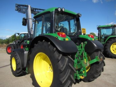 John Deere 6115M