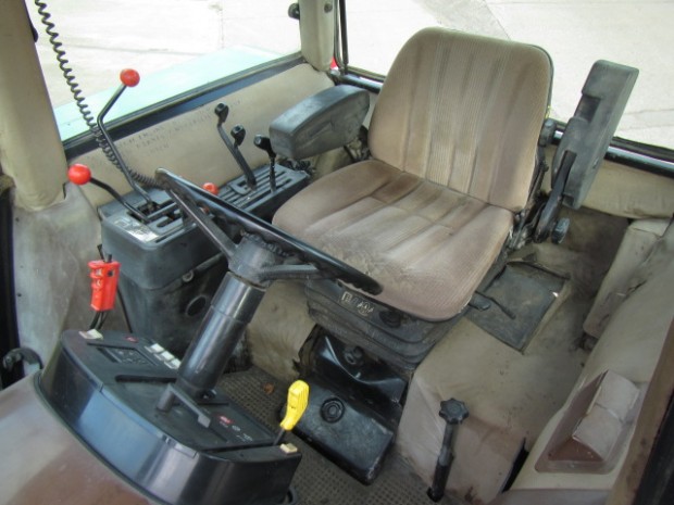 John Deere 3350