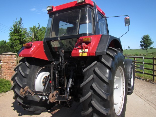 Case International 1255 XL