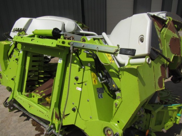 Claas 450 Orbis 6 row maize header