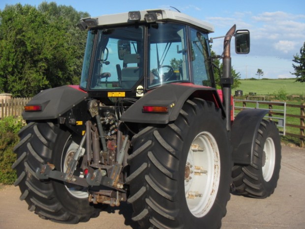 Massey Ferguson 6190