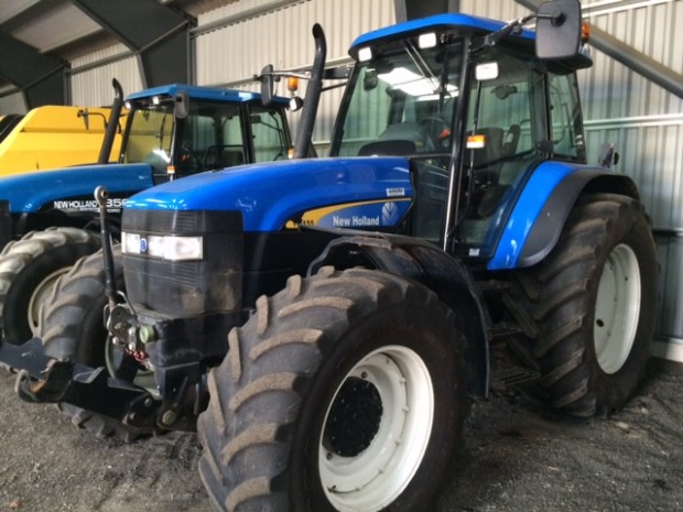 New Holland TM155