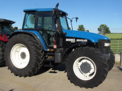 New Holland 8560