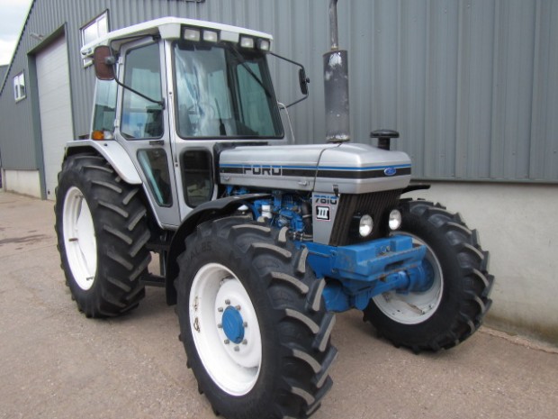 Ford 7810 III Silver Jubilee