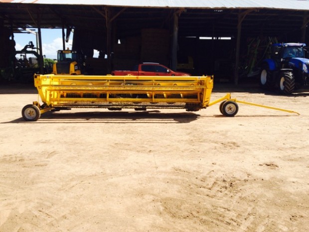 New Holland 17ft whole crop header
