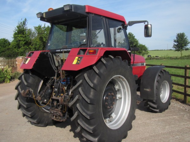 Case 5140 Plus