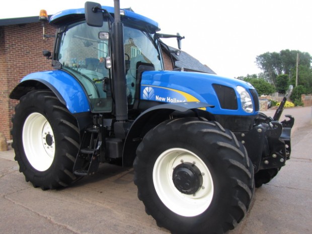 New Holland T6080