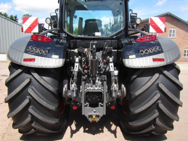 Fendt 724 Profi-Plus