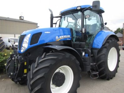 New Holland T7.235