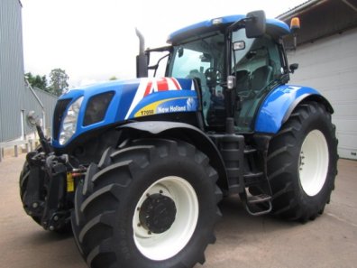New Holland T7050