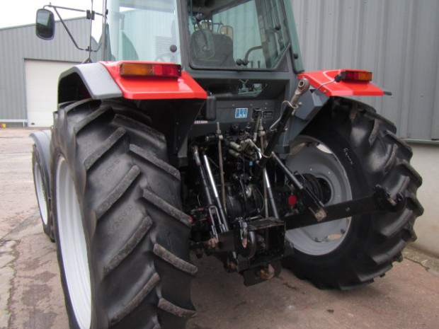 Massey Ferguson 4370