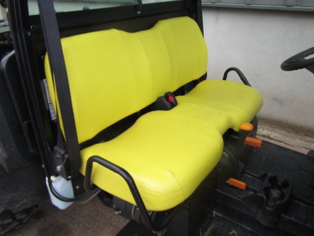 John Deere 855D Gator