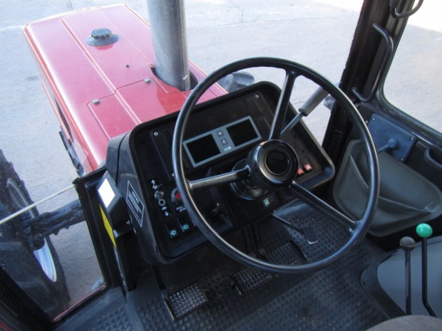 Case 695 XL