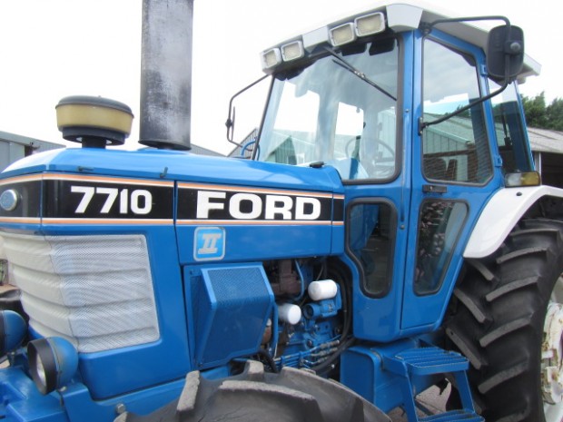 Ford 7710
