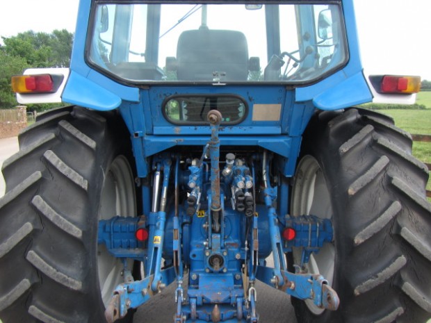 Ford 7710