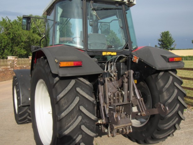 Massey Ferguson 6170