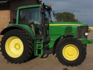 John Deere 6620