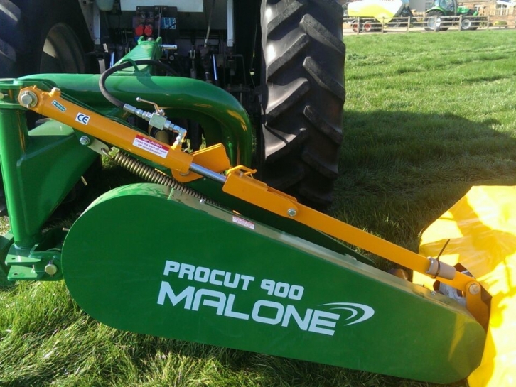 Malone Pro-Cut 900 disc mower