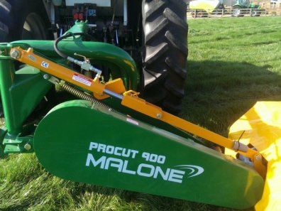 Malone Pro-Cut 900 disc mower