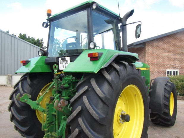 John Deere 4755
