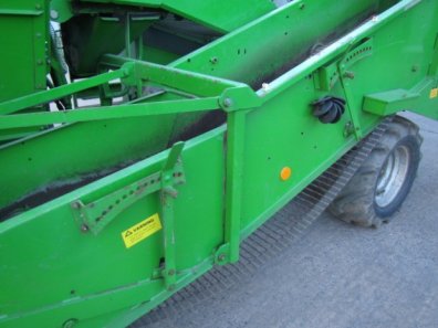 Wuhlmaus 1033 potato harvester