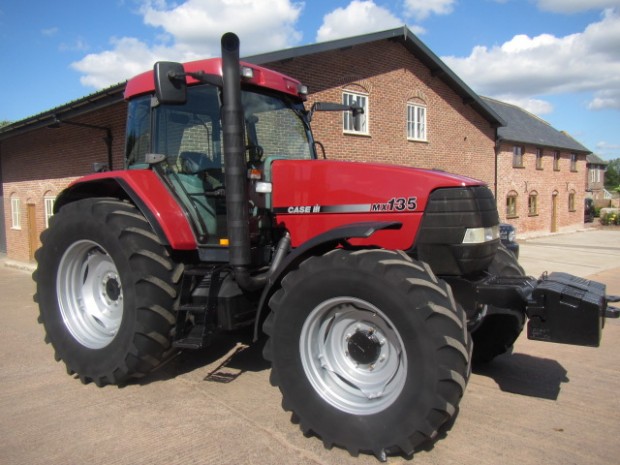 Case MX135