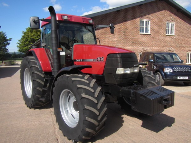 Case MX135