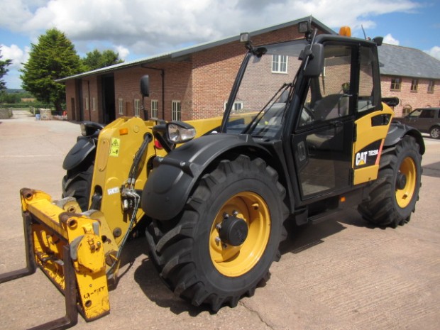 CAT TH220B