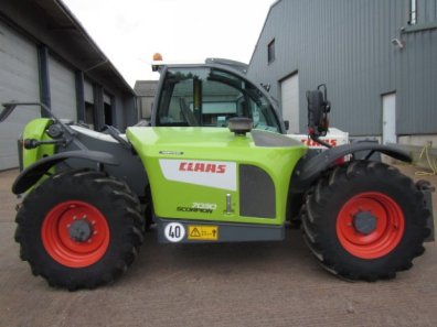 Claas Scorpion 7030