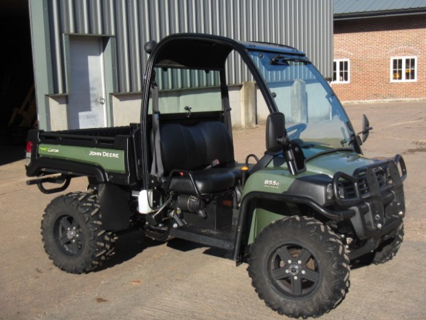 John Deere 855D Gator