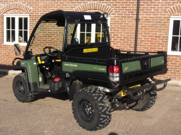John Deere 855D Gator